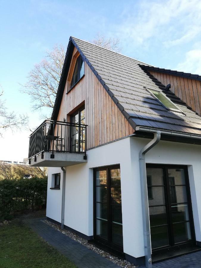 Darsser Strandgut - Haus Ahrenshooper Holz Exterior foto